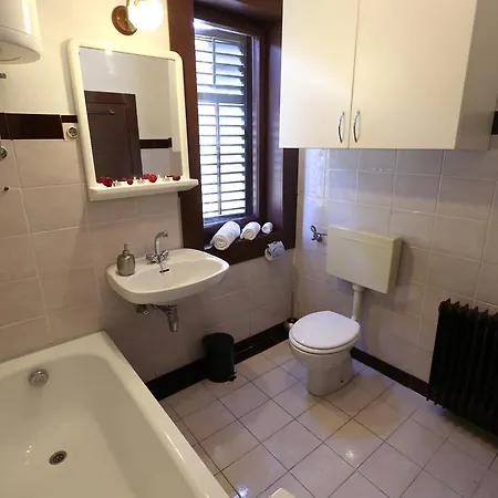 Apartment Robo Koper