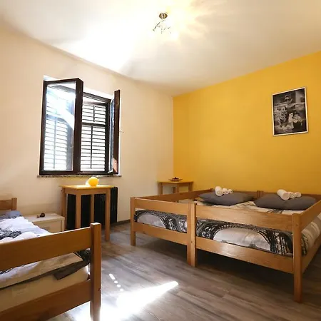 Apartment Robo Koper